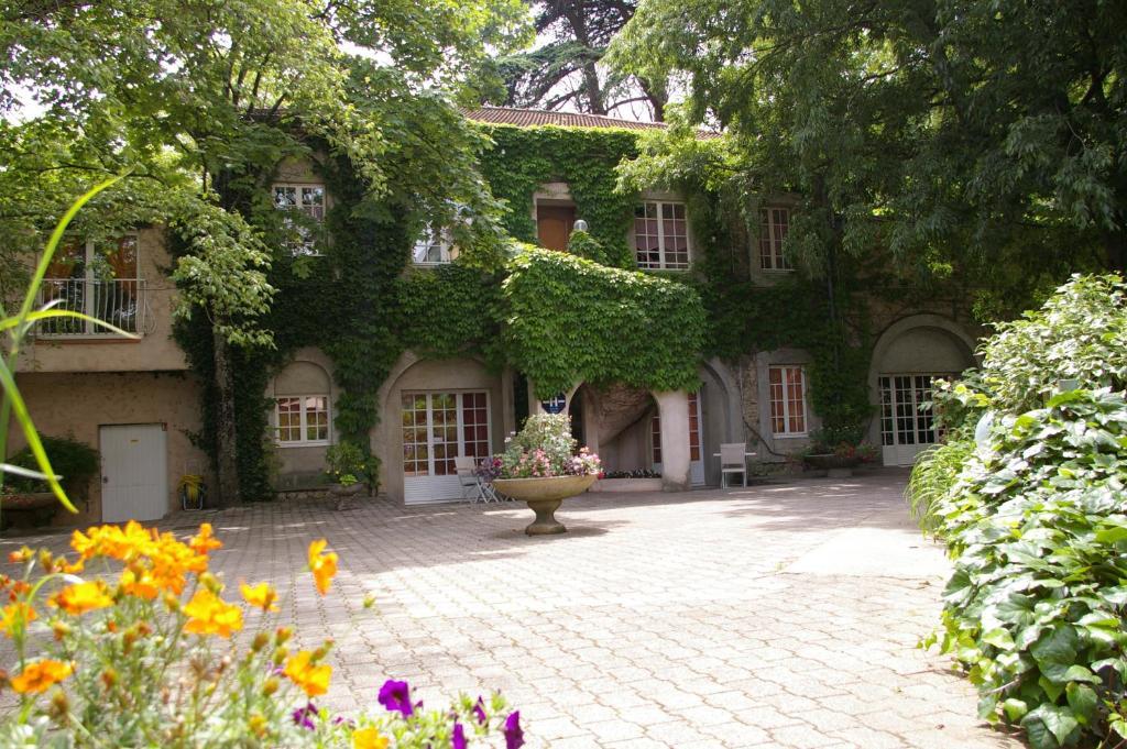 Hotel Le Cèdre De 4*